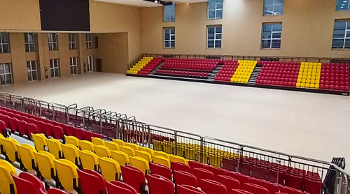 看臺座椅如何“穿上”防腐鎧甲